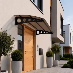 Modern Solid Sundurma — bina girişine montajlı, bronz polikarbon panelli sundurma